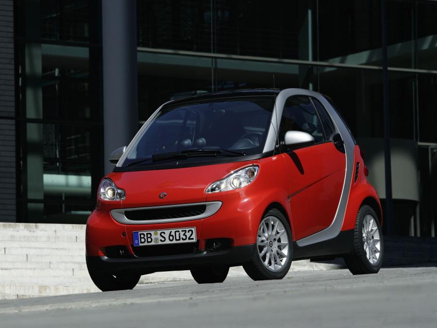  Smart ForTwo Passion 2007 года  (фото 12 из 16)